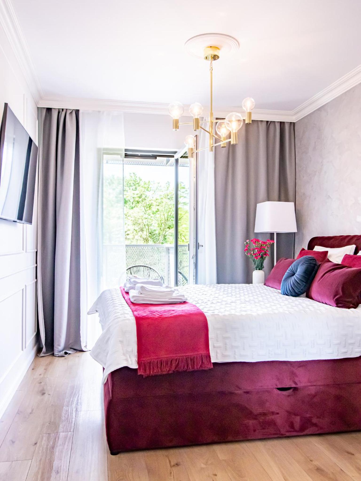 Golden Star Apartment