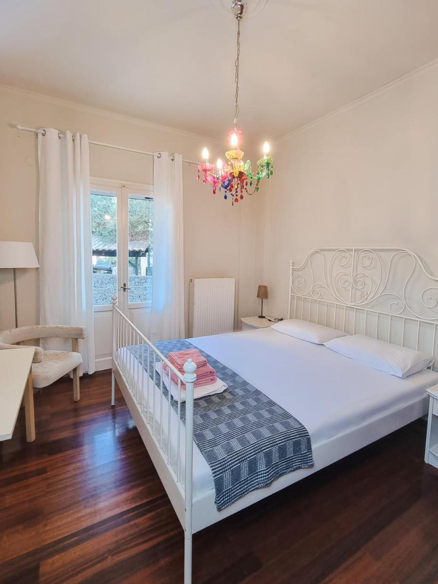 Lena House photo 1