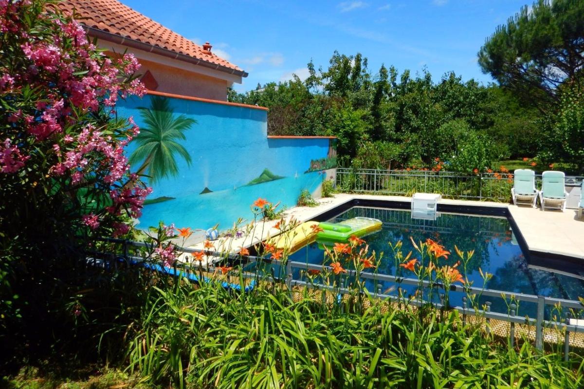 2 chambres et salle de bain un oasis de bien être Piscine