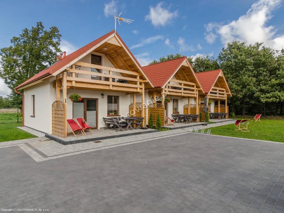 DOMKI RUCHOME PIASKI
