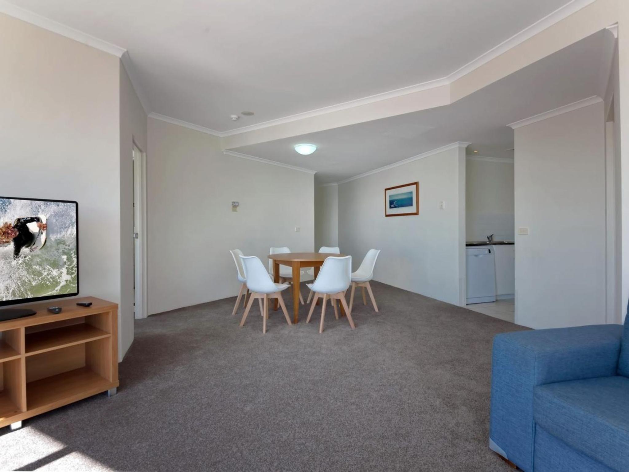 Barrington, 707/35-45 Shoal Bay Road
