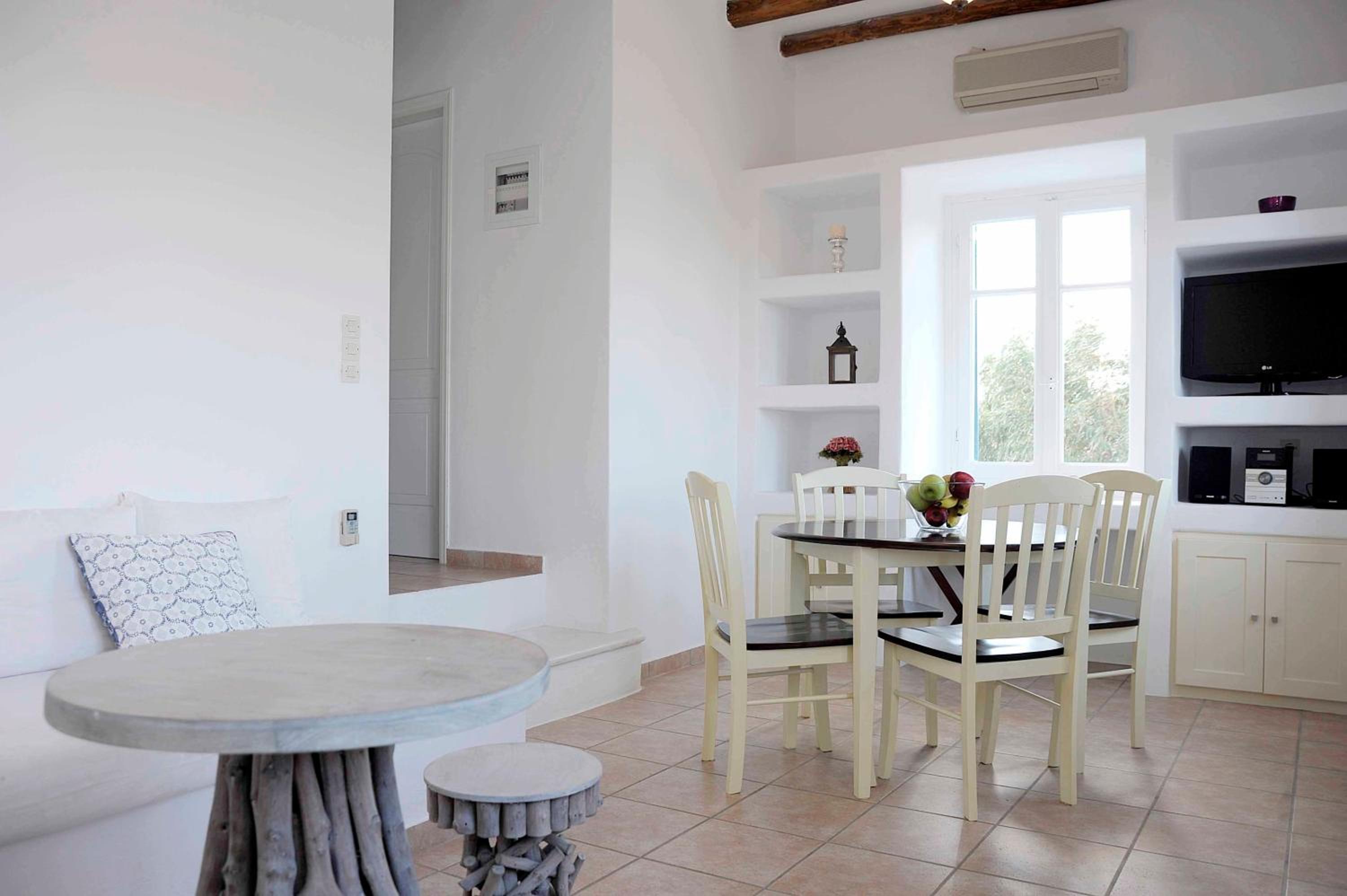 Kostantakis Residence & Winery