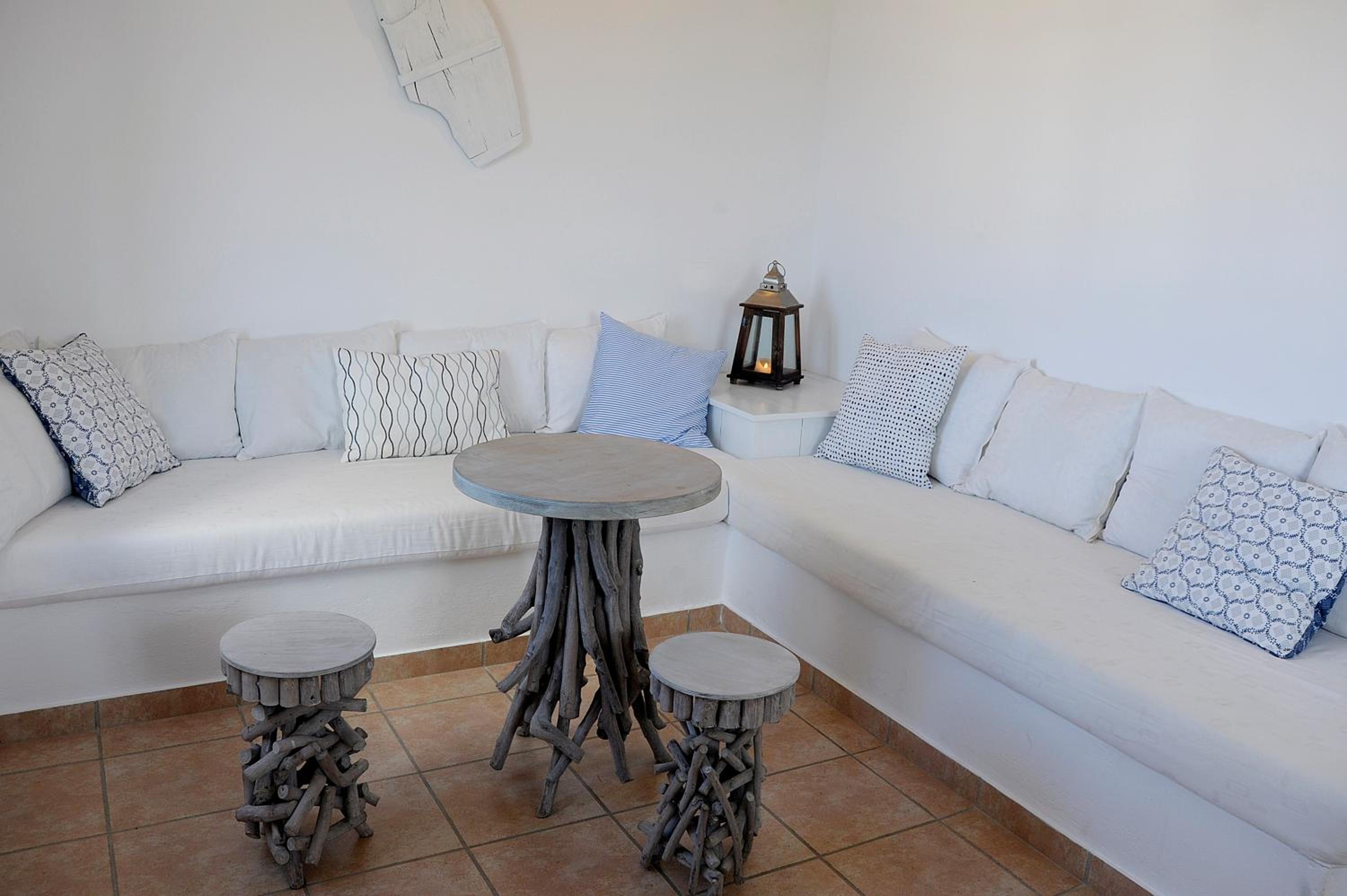 Kostantakis Residence & Winery