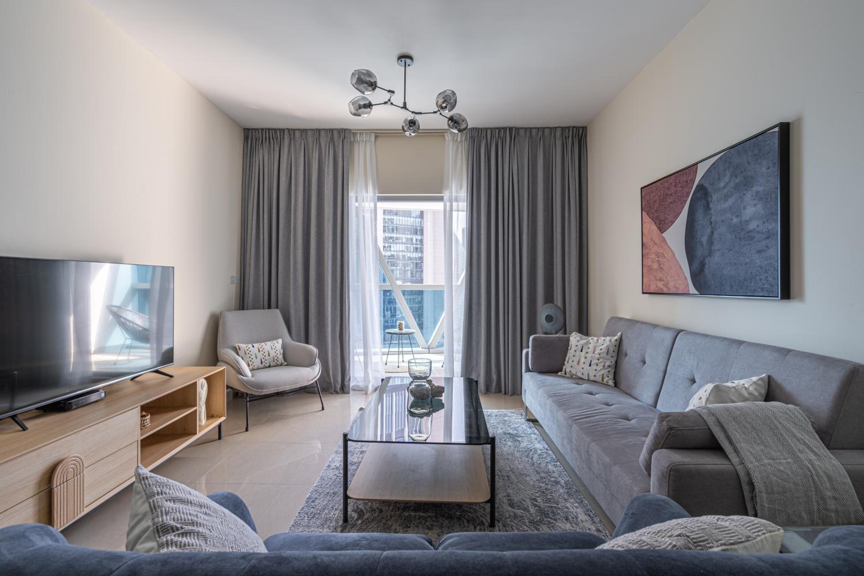 HiGuests - Luxury Apartment in the Iconic Park Towers