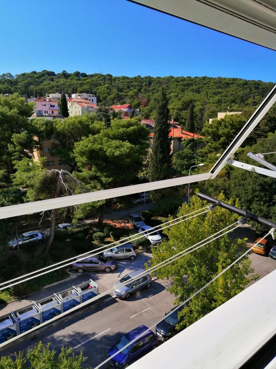 Sunny — Split