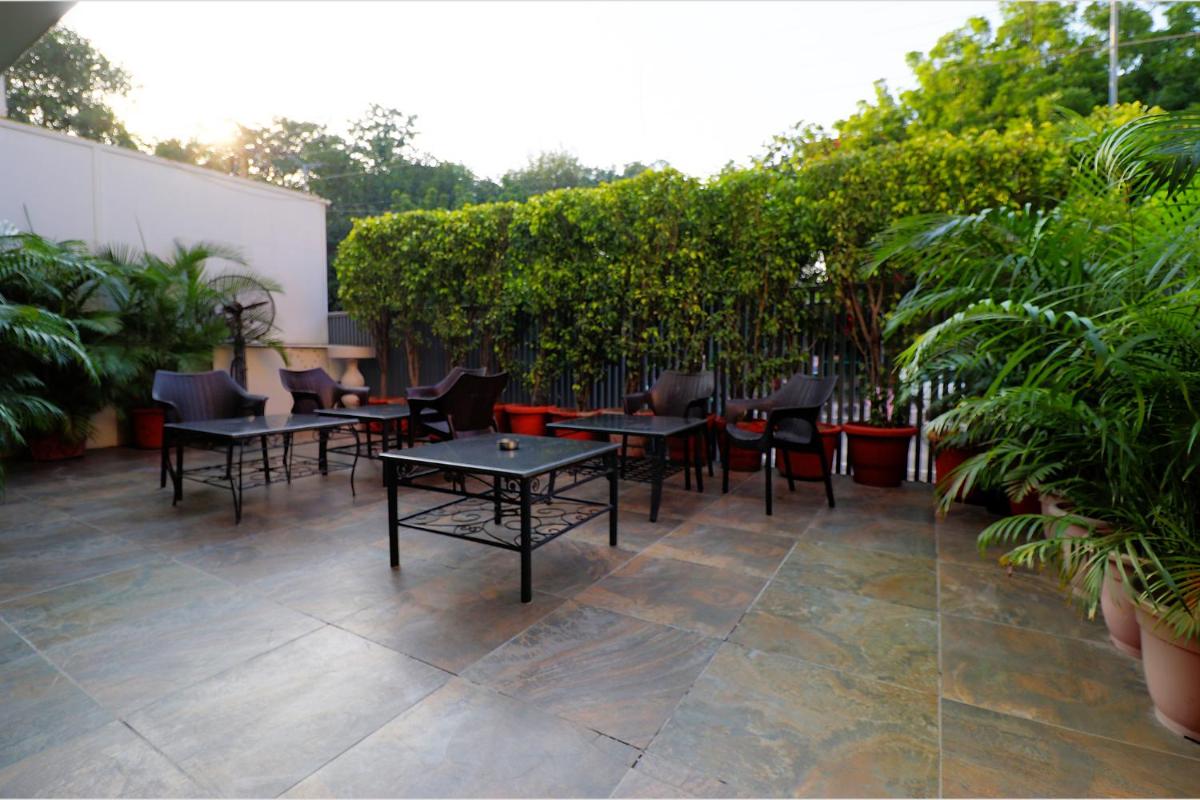 outdoor BBQ area