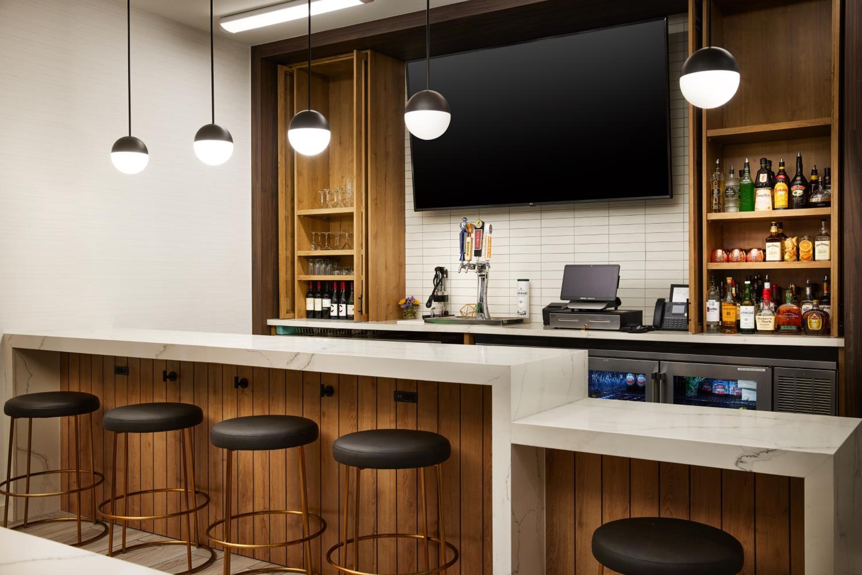 bar