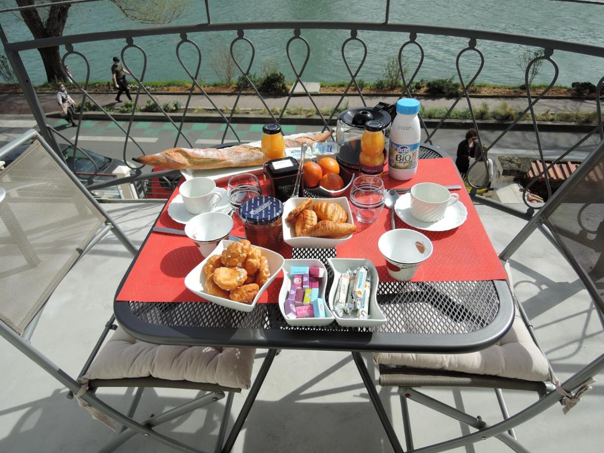 LES PINGOUINS DE LA MARNE