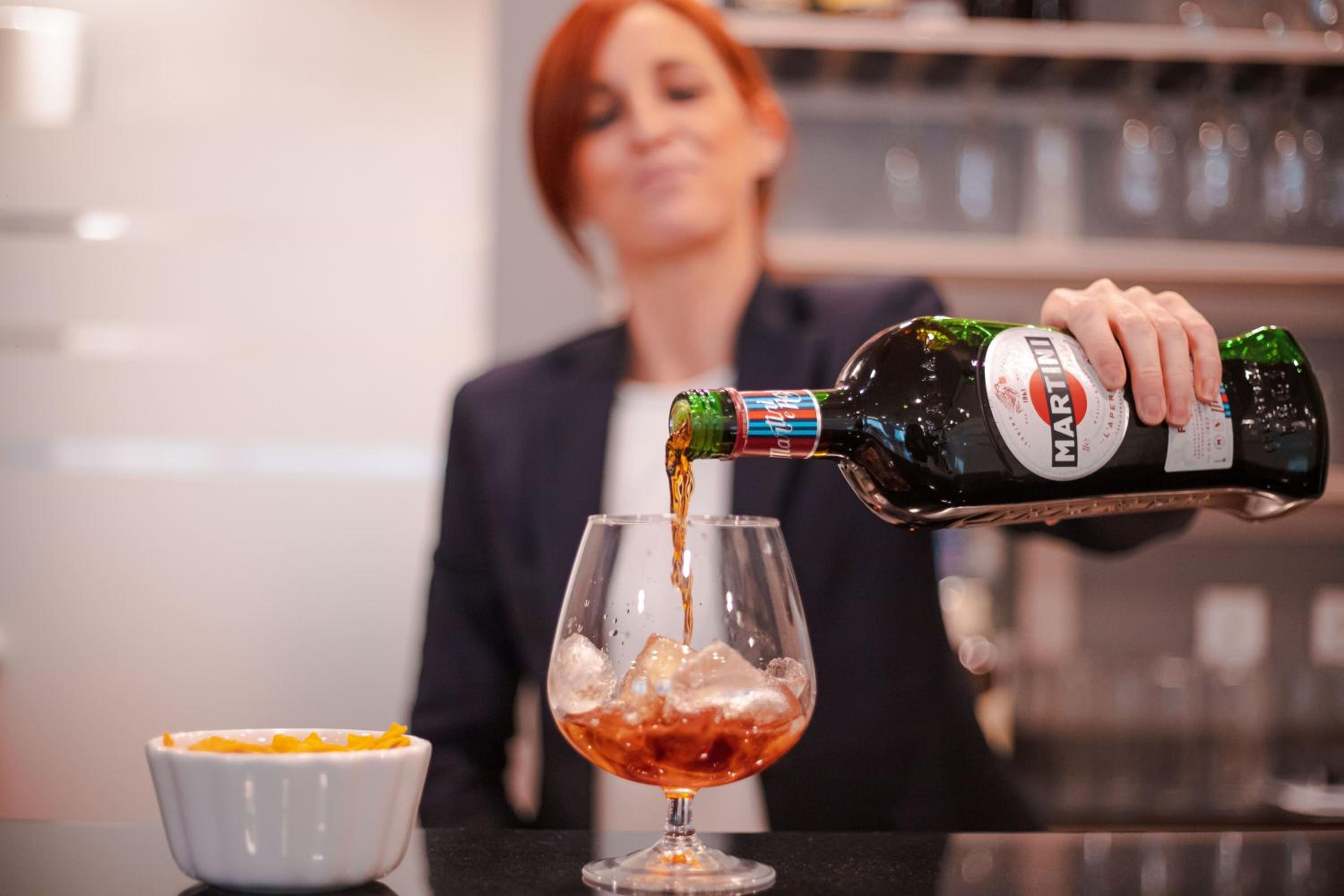 bar