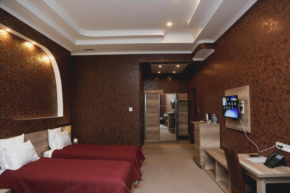 Hotel King David The Builder
