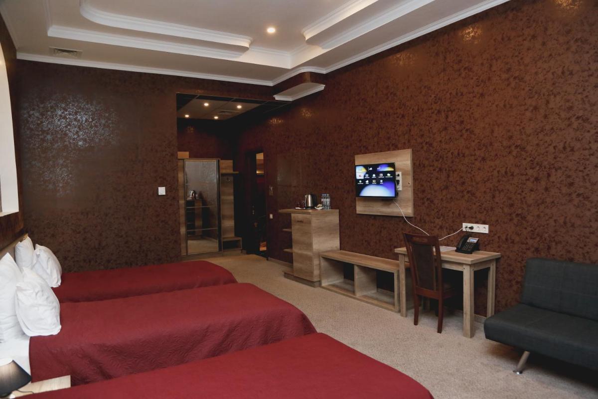 Hotel King David The Builder