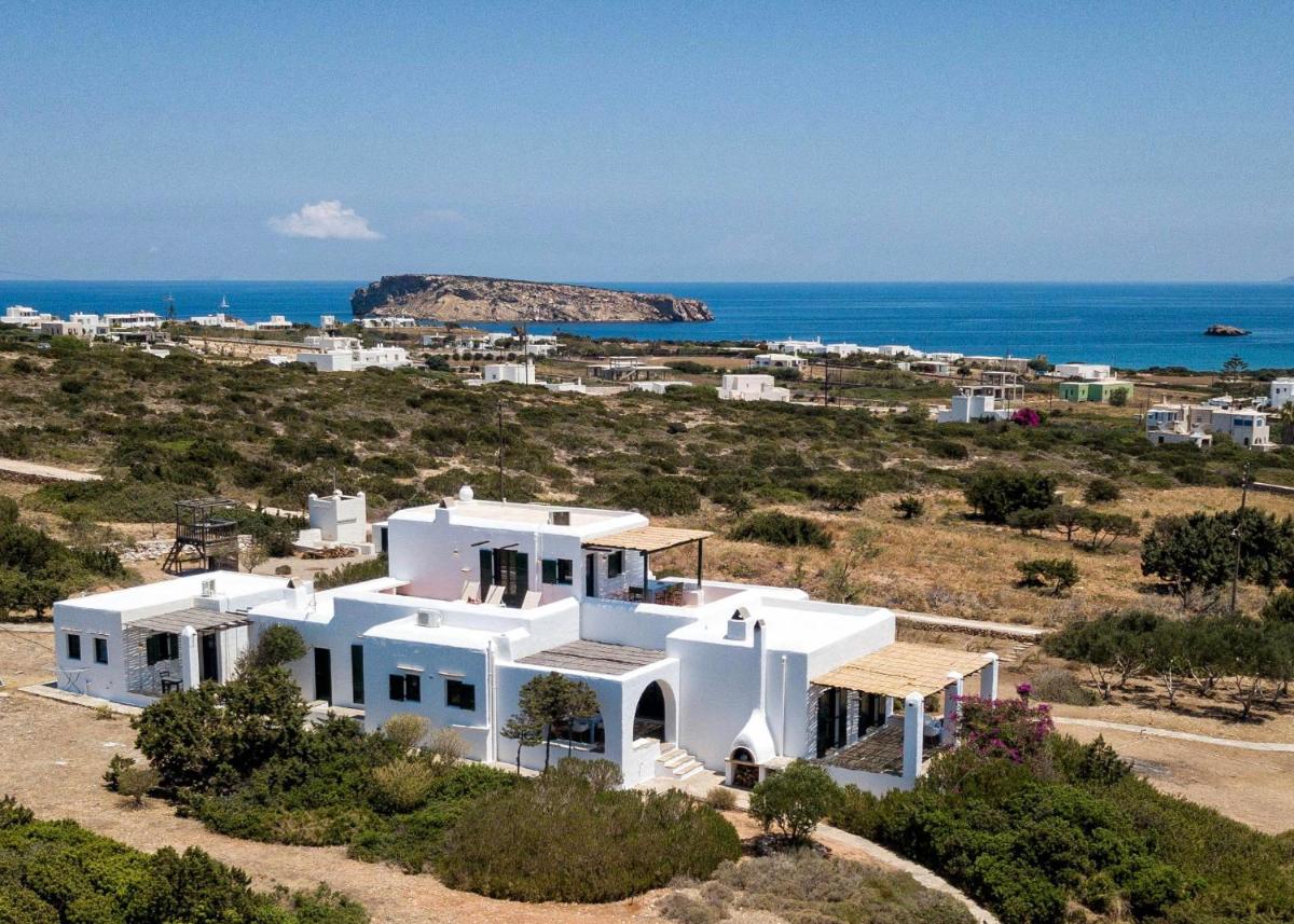 Santa Maria Paros