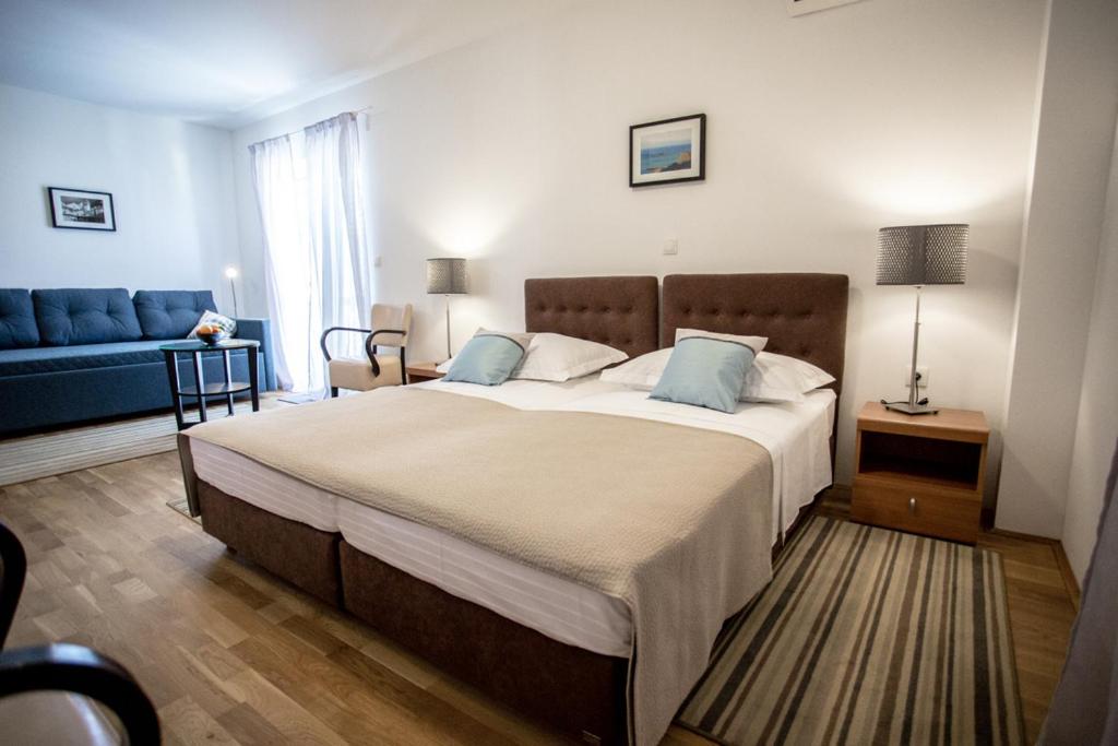 Rooms Margarita — Split