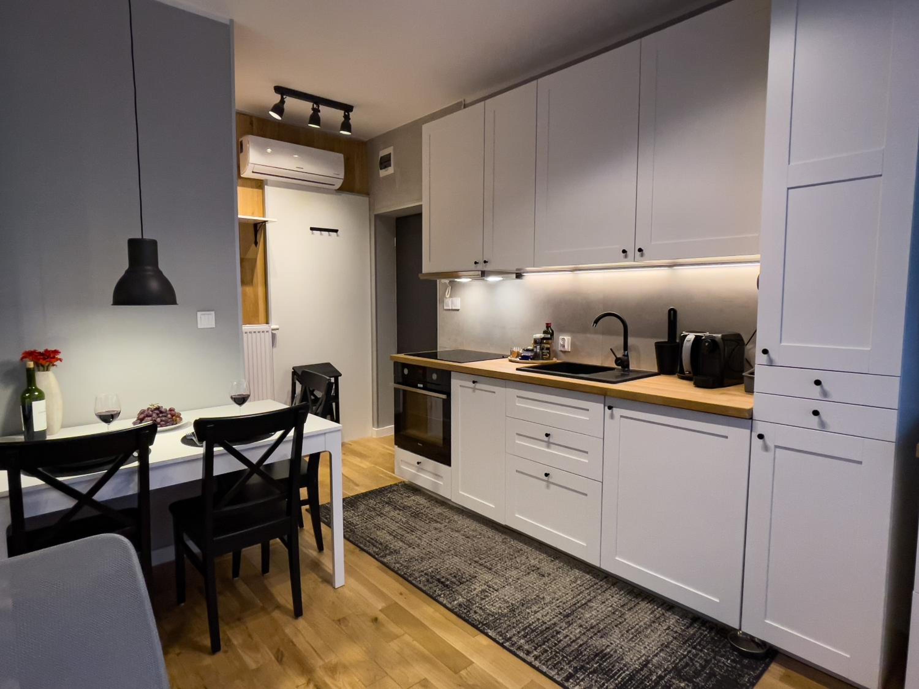URABN APARTMENTS Studio with garden No 2A Chorzow Katowice free private parking