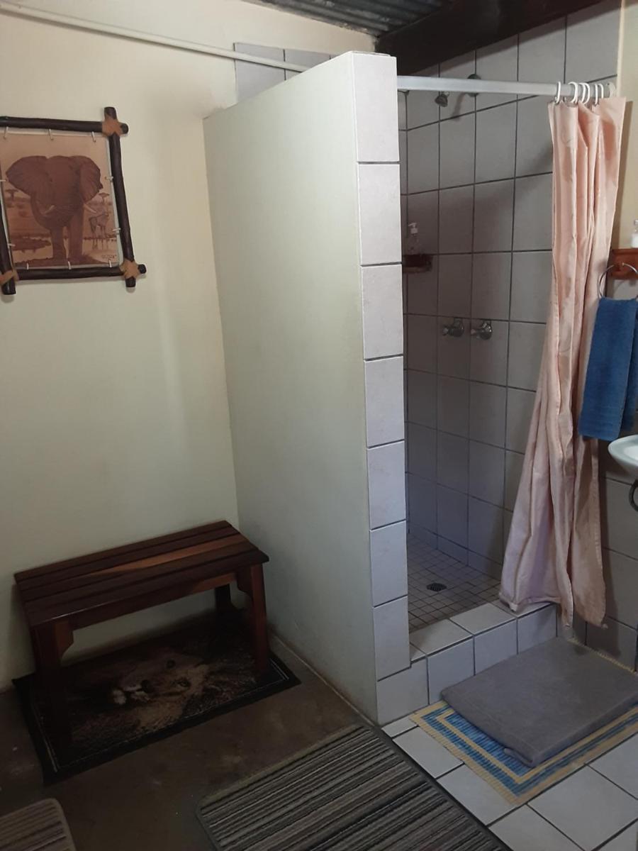 Photo 43