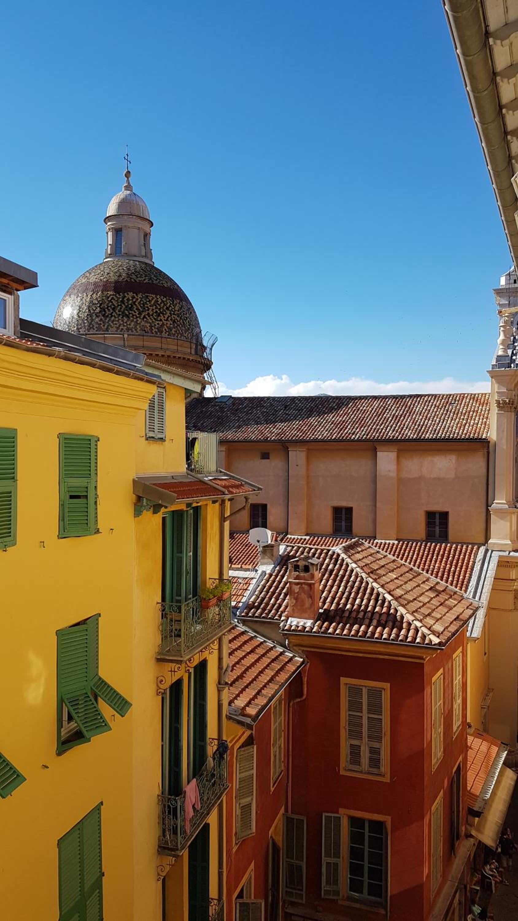 Sunny apartment in heart of Nice Old Town photo 1