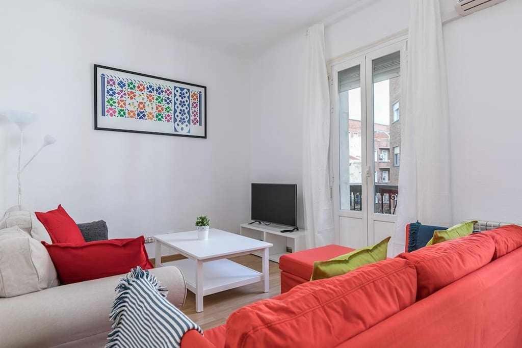 Agradable piso de dos habitaciones en Chamberí photo 1
