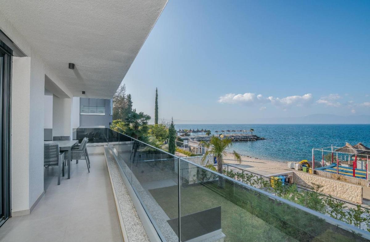 Villa Njivice Apartman Marina