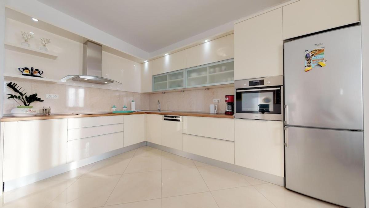 Radovani Luxury Apartment with Private Pool view 3