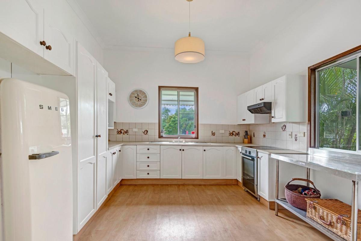 Divine Cottage - Main Street Bangalow