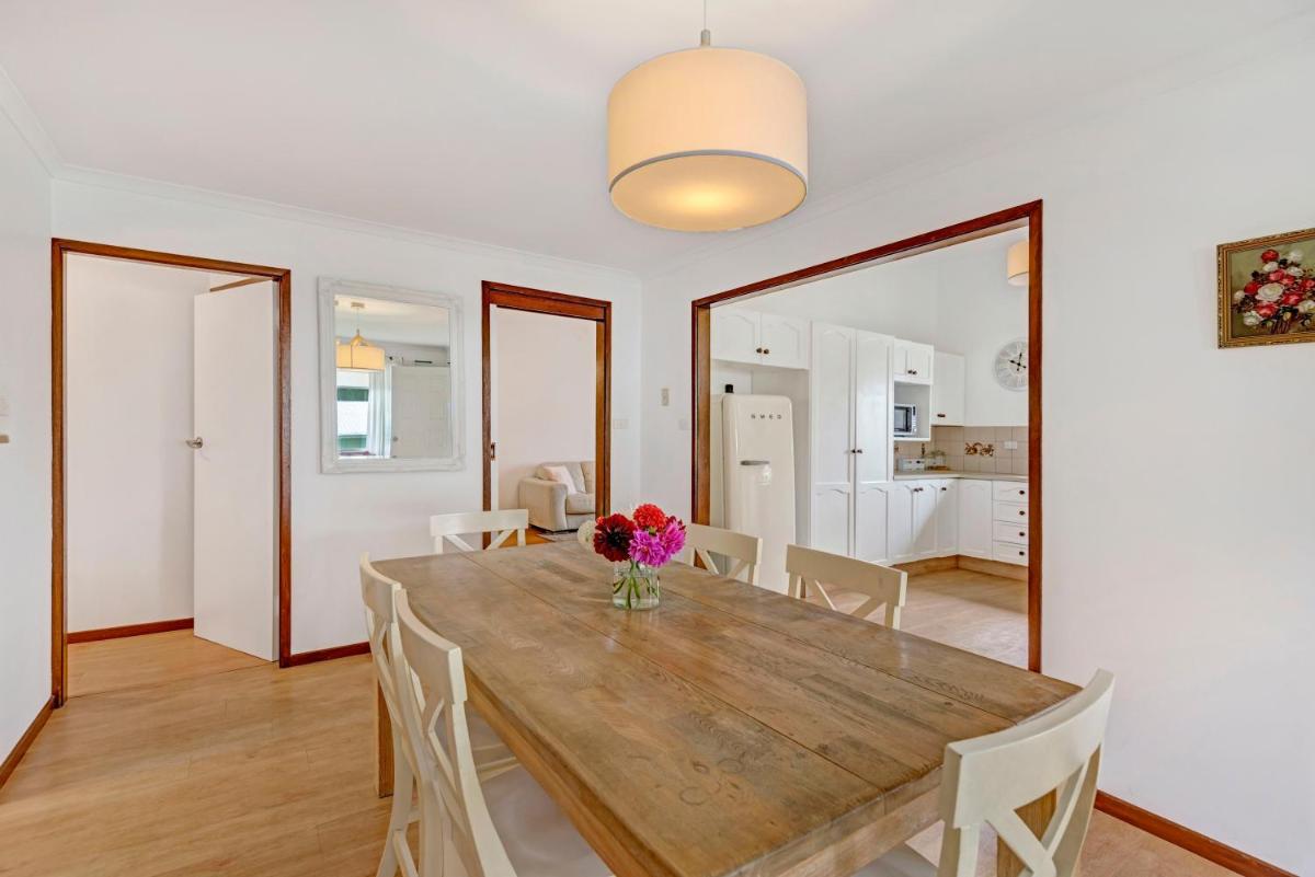 Divine Cottage - Main Street Bangalow