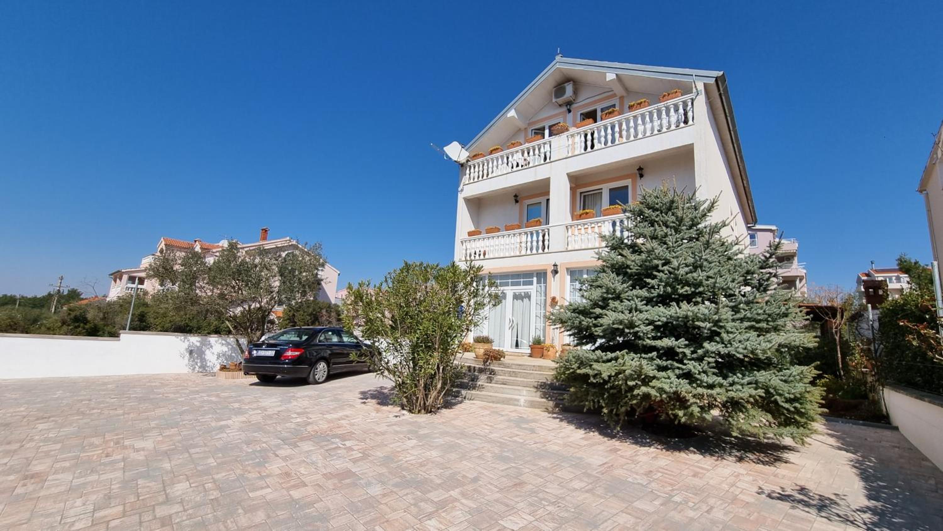 Residence Romansa