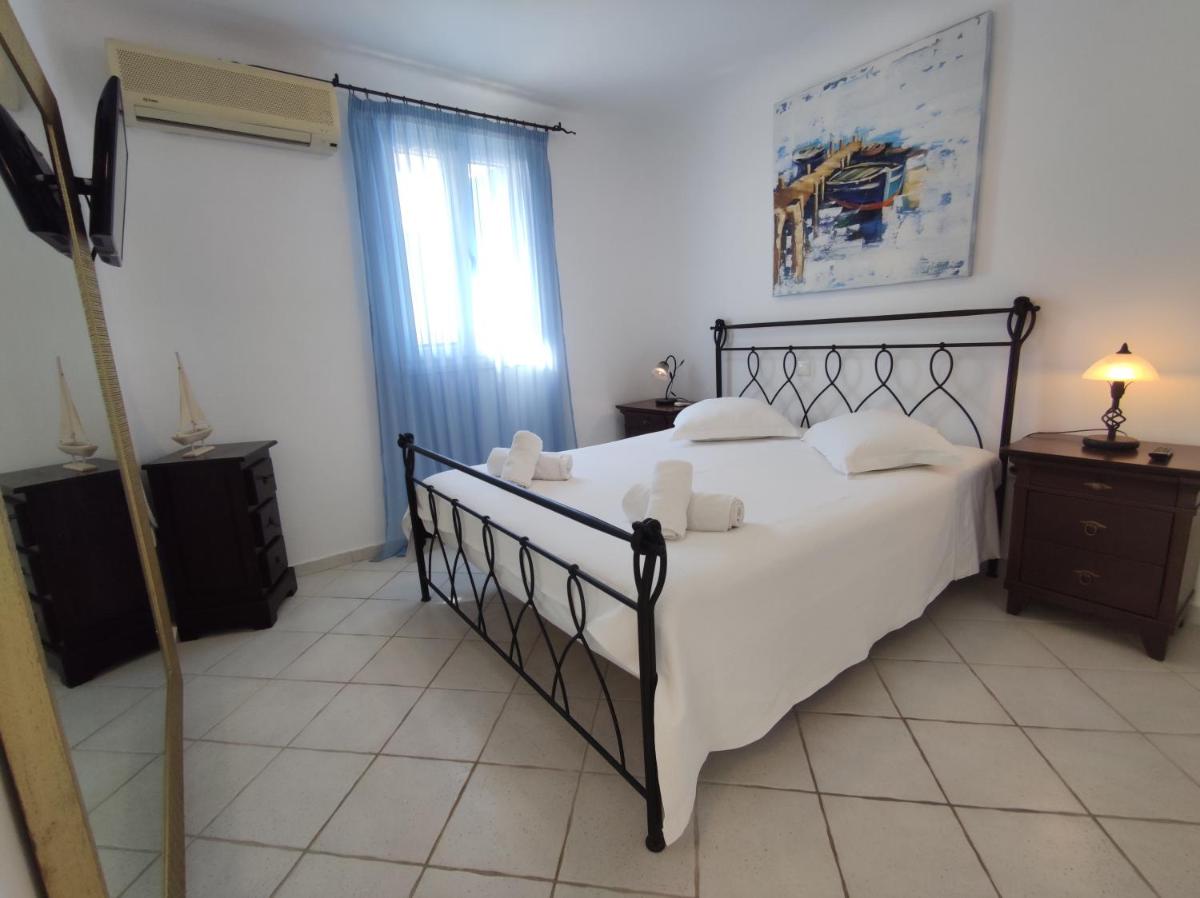 Mykonian Iros Suites & Villas