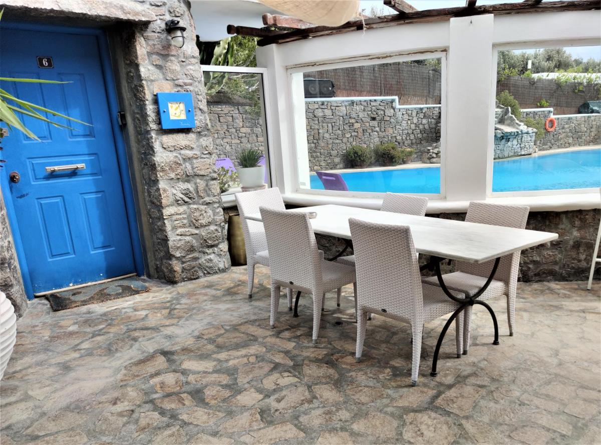 Mykonian Iros Suites & Villas