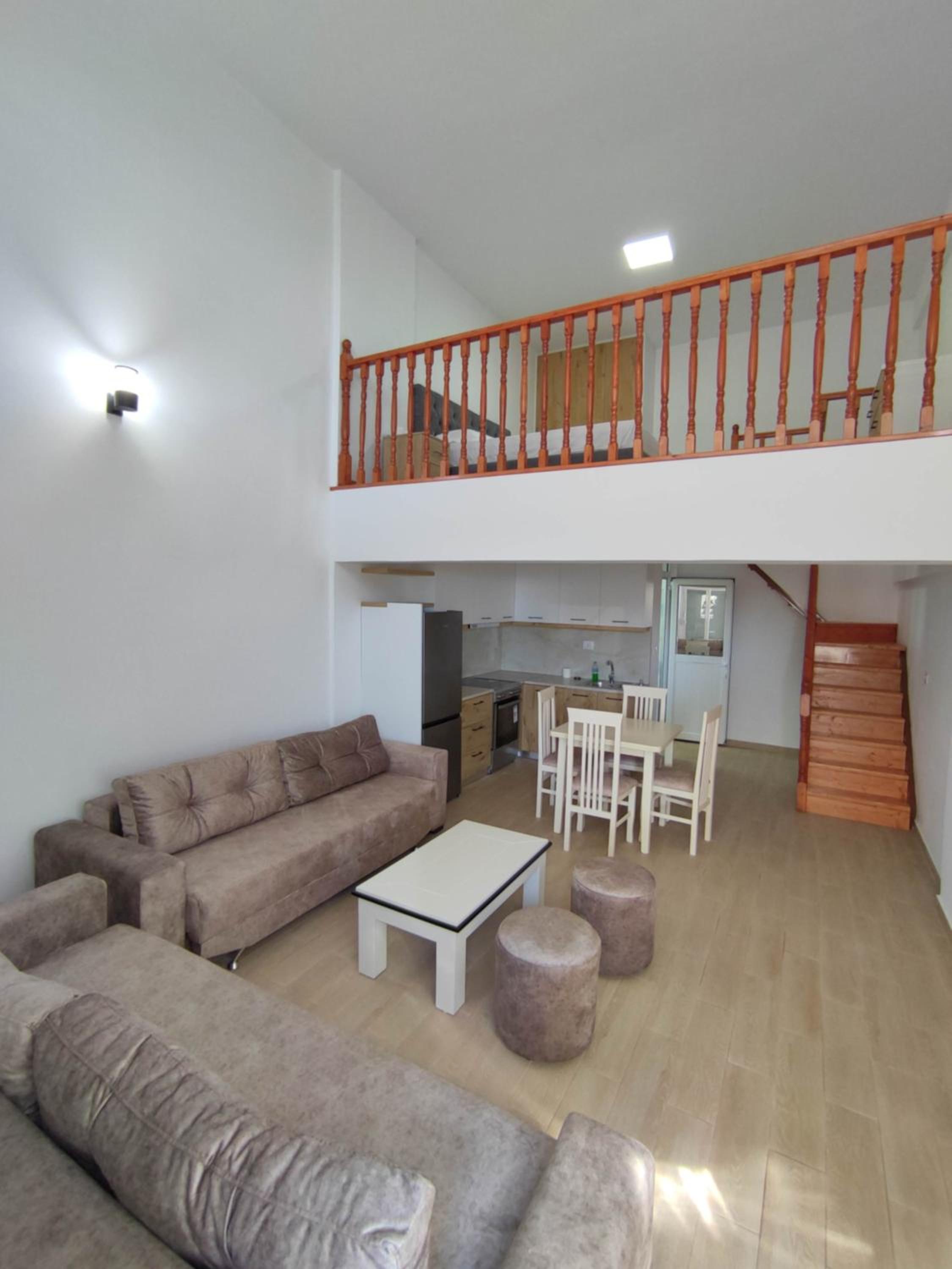 Rose Apartment