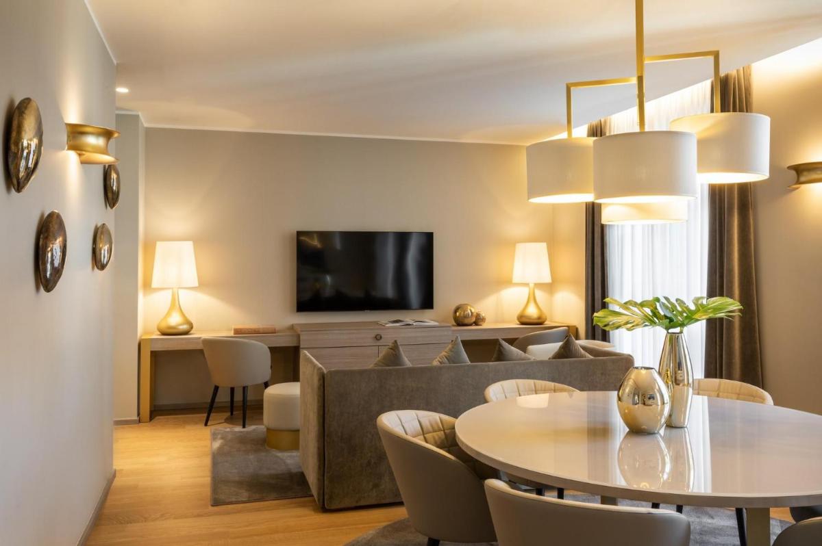 Starhotels Duomo Grand Apartment - 2 Bedrooms — Milan