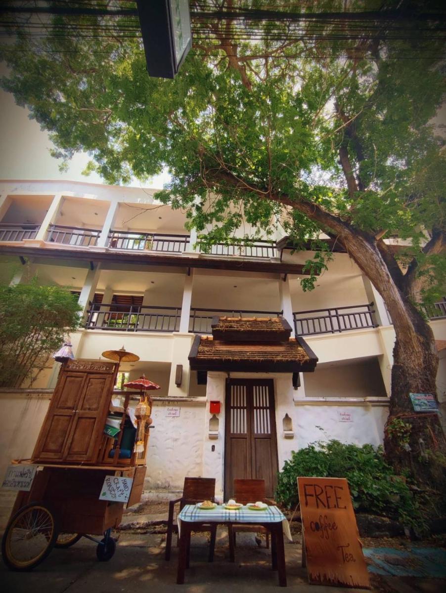 La Maison Verte Hostel