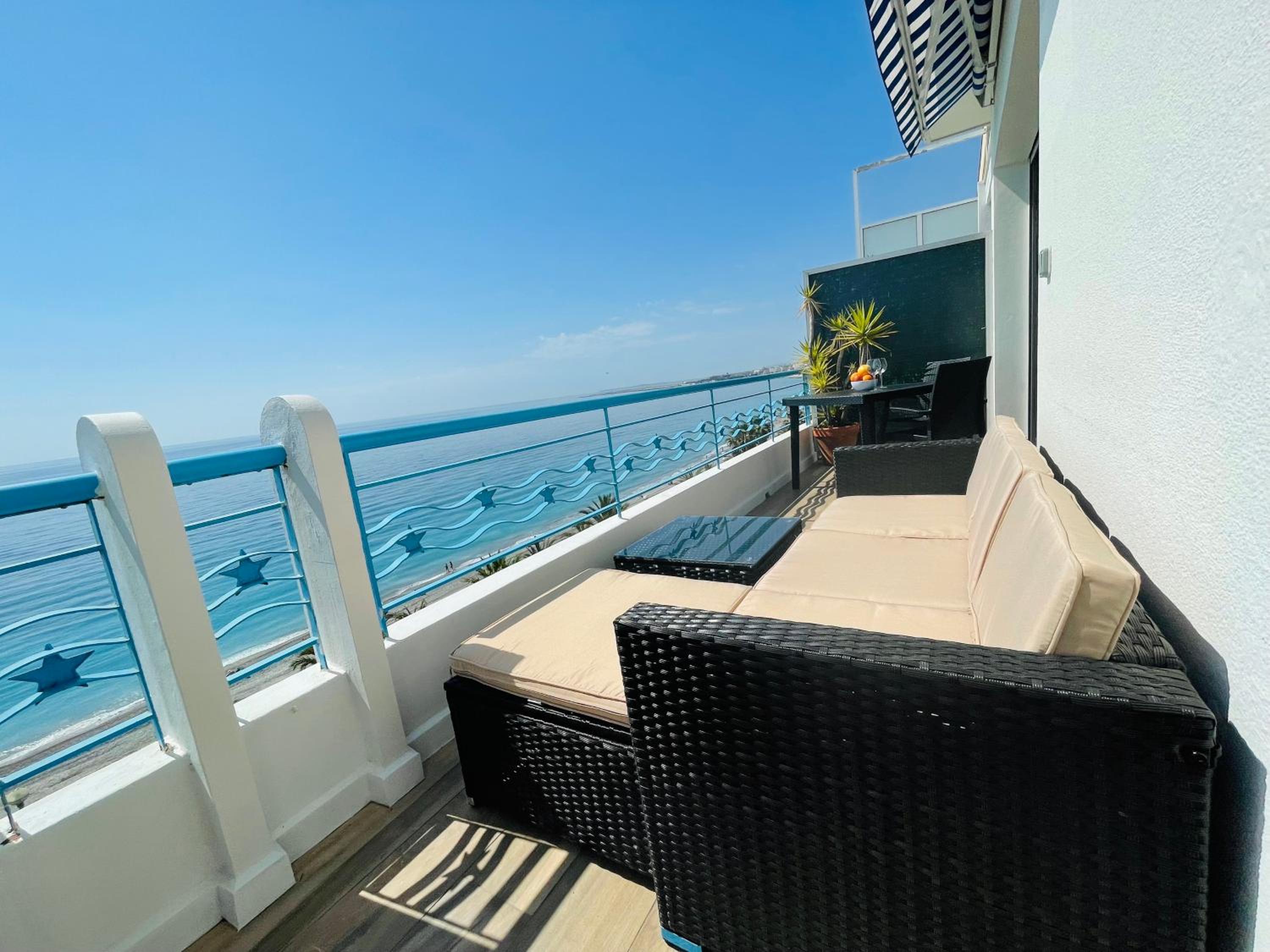 SEA VIEW TOP FLOOR - PROMENADE DES ANGLAIS