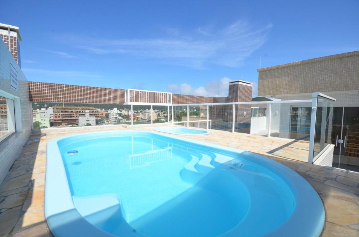 364 - Apartamento em Bombas com piscina