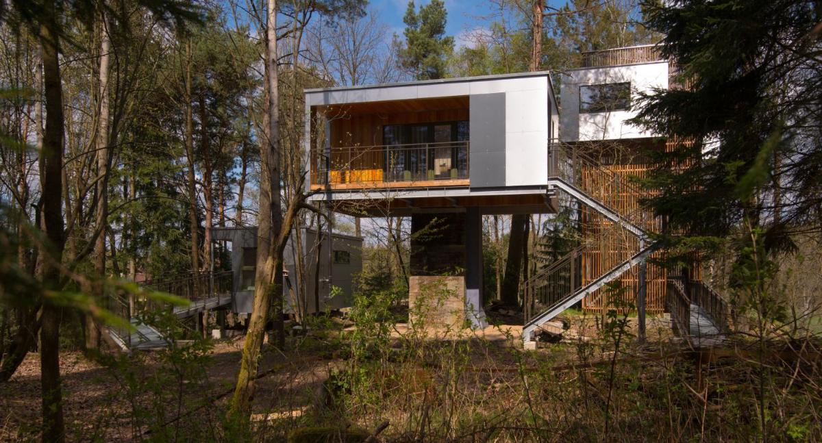 Baumhaus Lodge Schrems