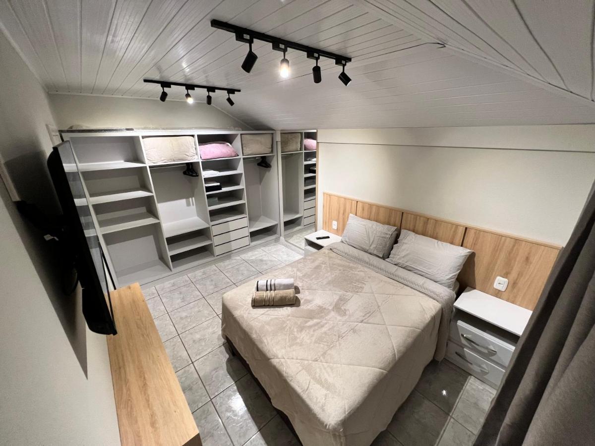 APARTAMENTO NO CENTRO DE GRAMADO-RS