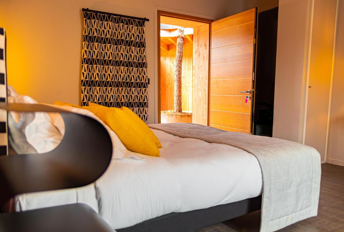 Domaine de l'Epau Eco-Resort - Eco-Lodges