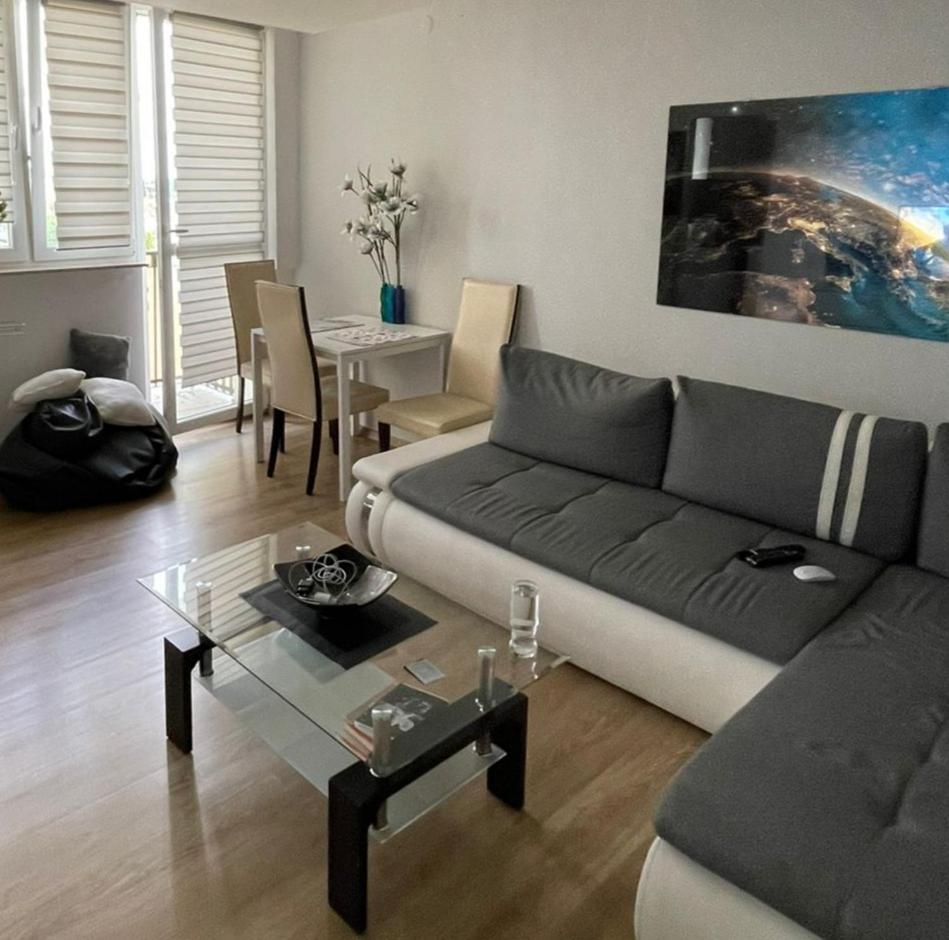 Apartament 9 PIĘTRO