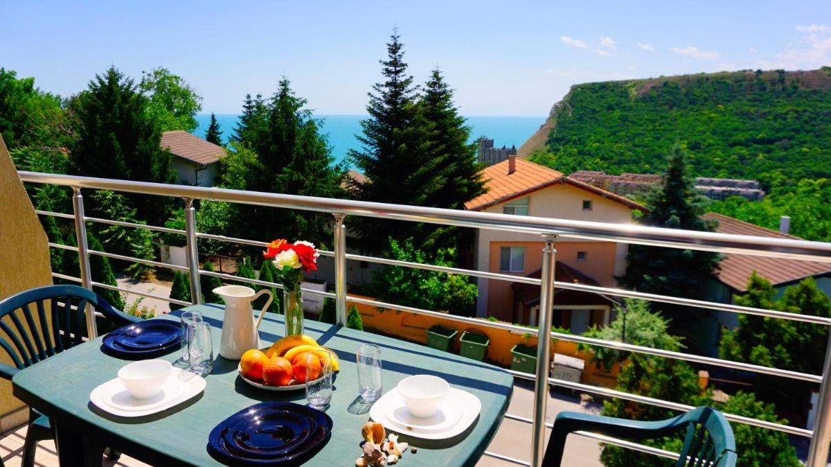 Marina Residence Apartment