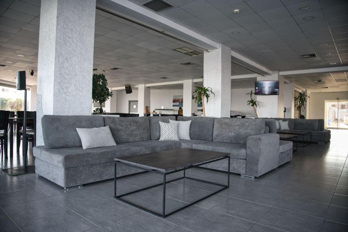 hotel reception