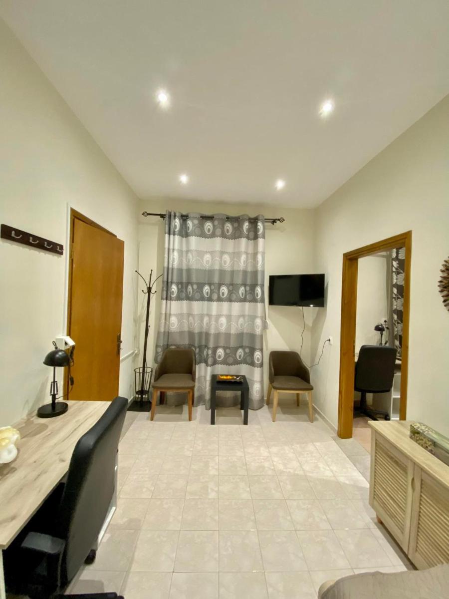 Antonia's House photo 3