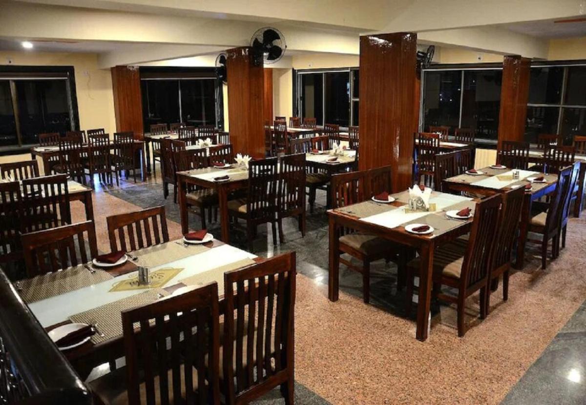 restaurant