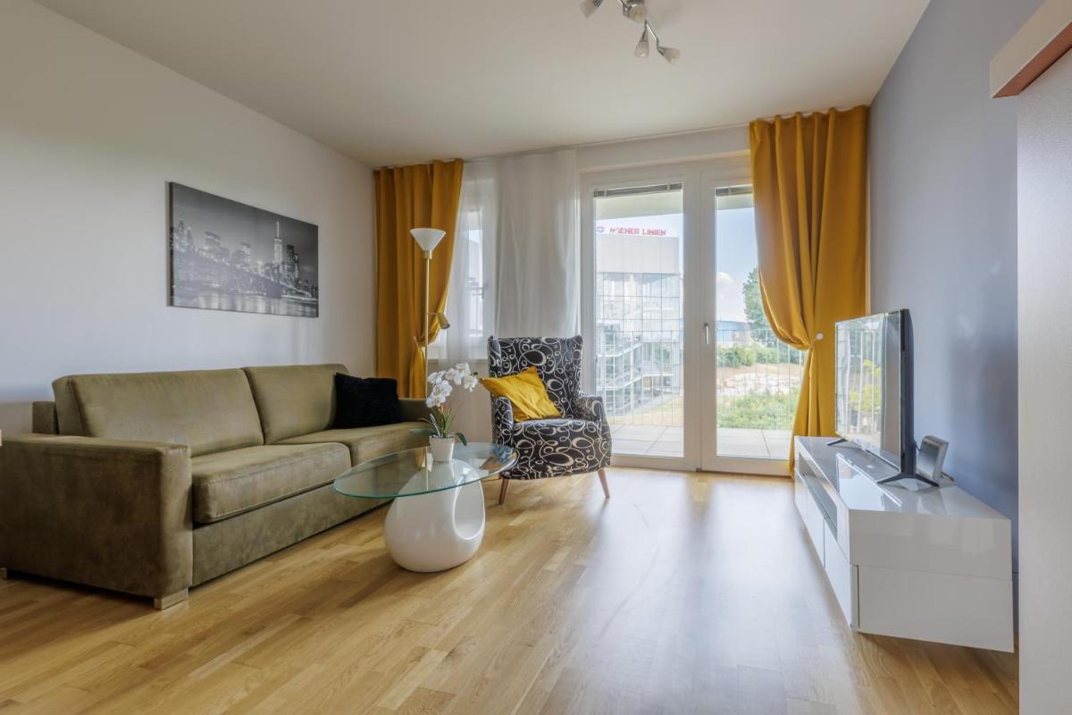 Vienna City and SPA - Modern Apartments next to Therme Wien & 15 Minutes to the City Center