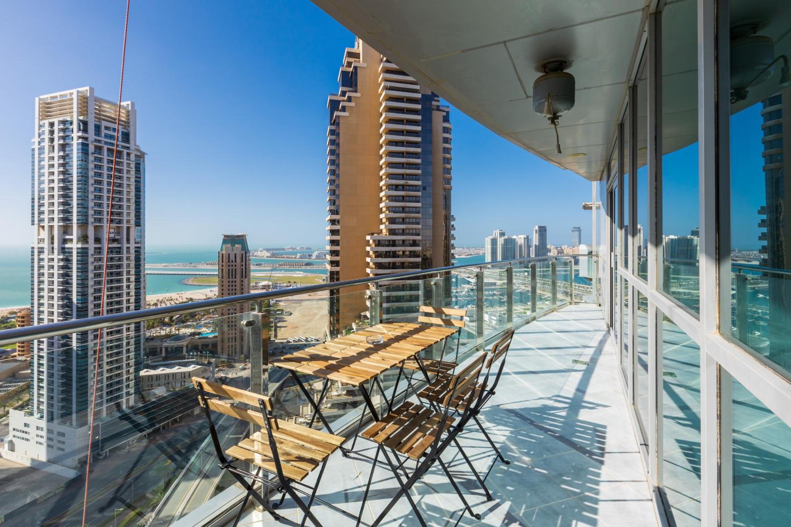 Dubai Marina Breathtaking views - Spacious 3BR