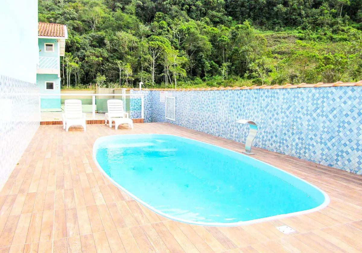Apto a 900m da praia de Maranduba em Ubatuba SP