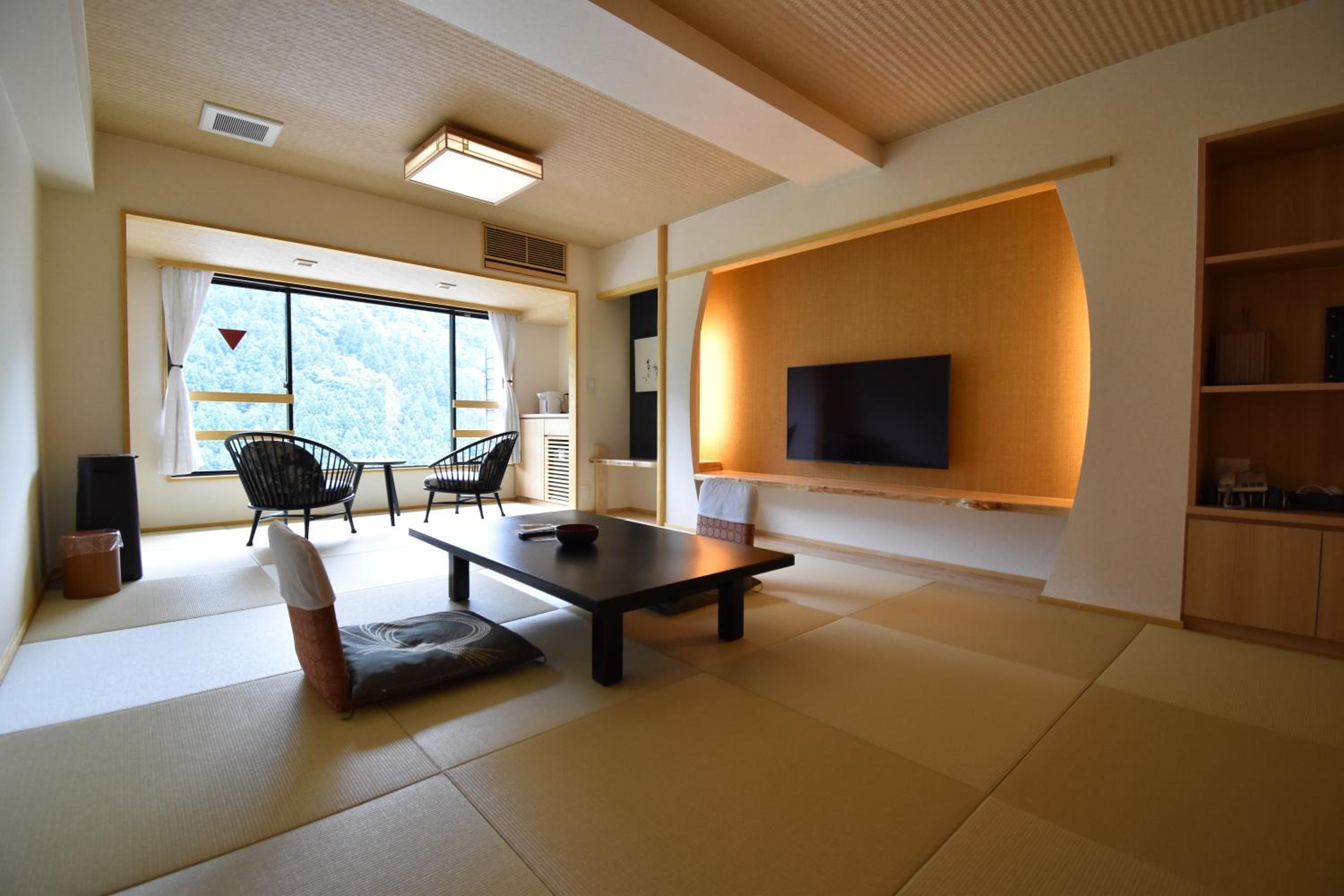 Hotel Kazurabashi 6