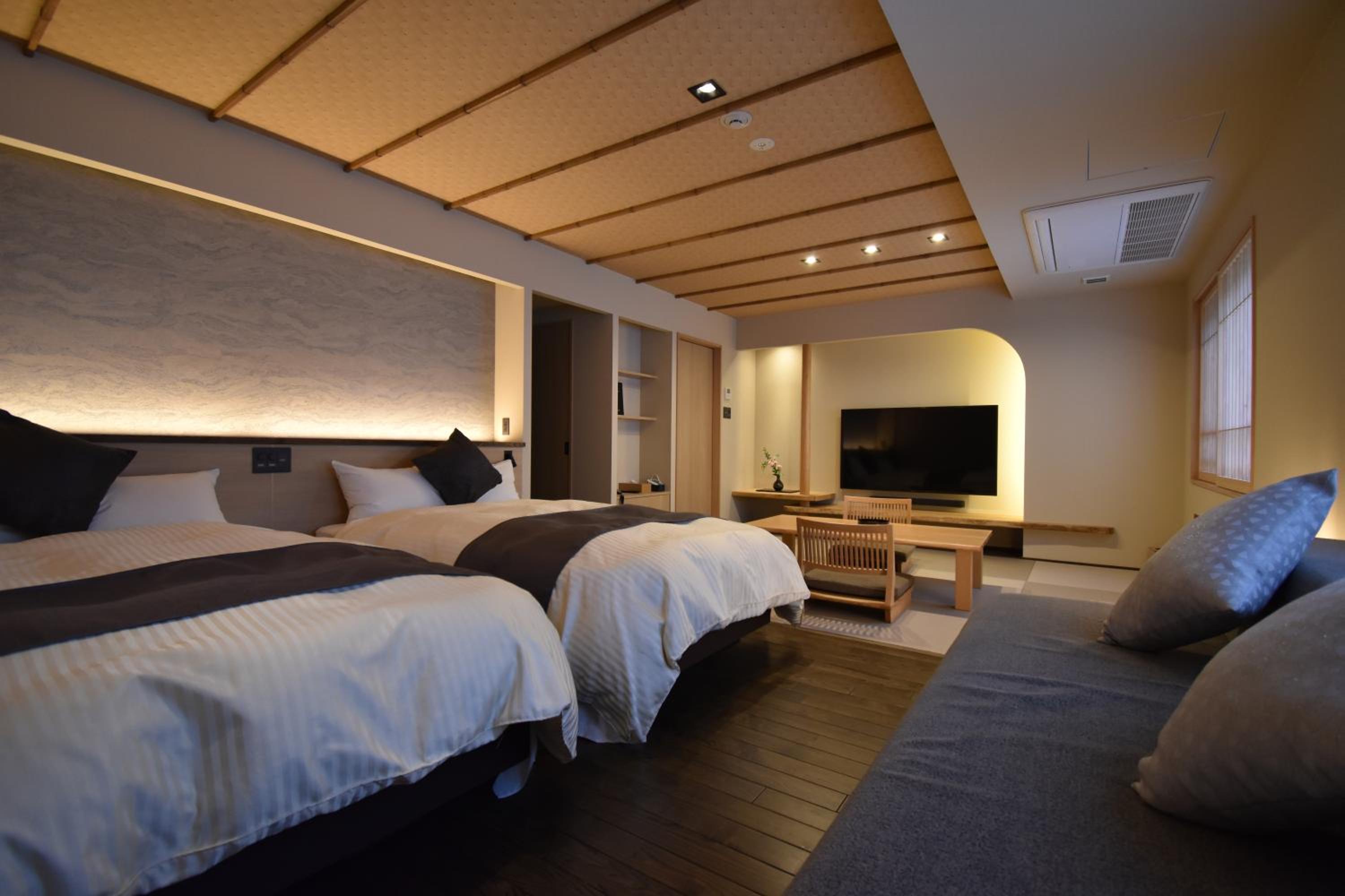 Hotel Kazurabashi 3