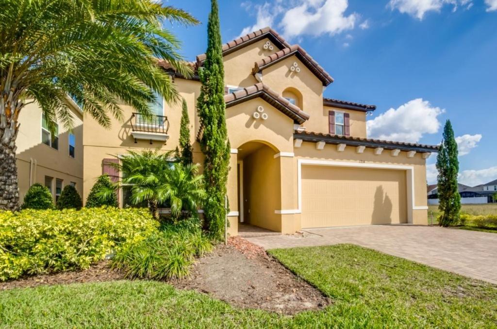 1214YC Stunning Showcase 7 Bed 6 Bath Property villa