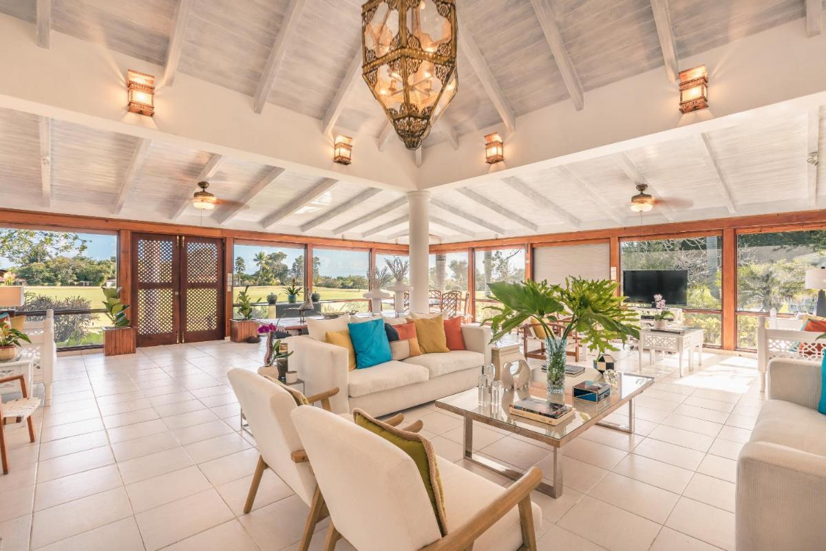 Cabin style villa at casa de campo w private pool and gorgeous landscape