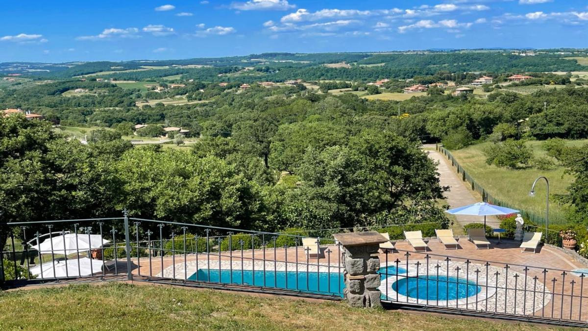 Amazing lake view - Villa with pool and jacuzzi