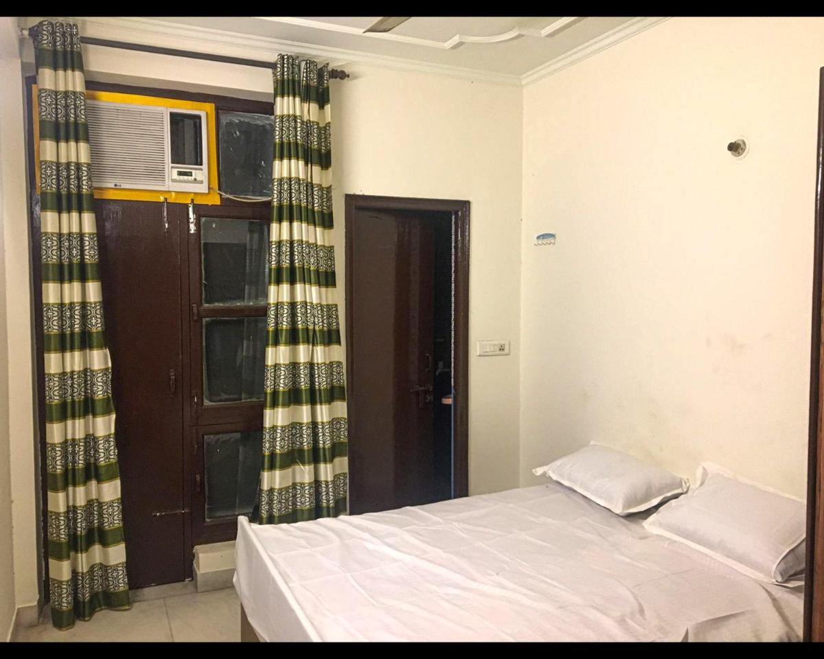 Gurgaon Vacations - Malik Guest House By WB Inn - Property Image 4